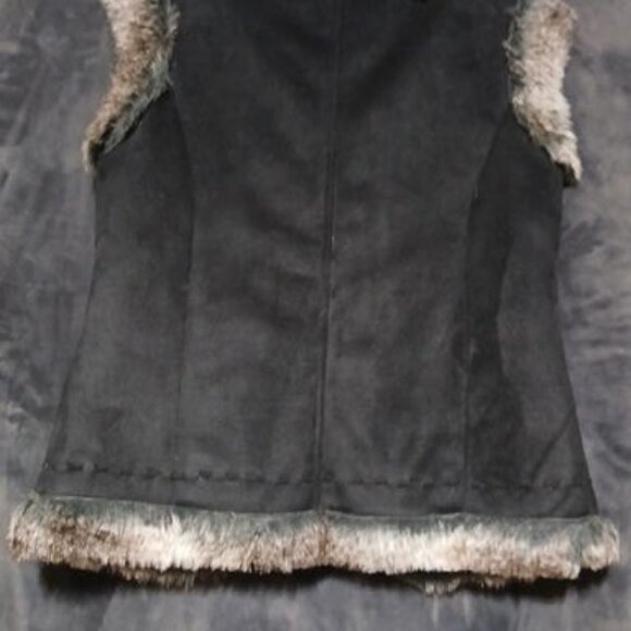 Cripple Creek Women's Faux Leather & Fur Vest Sleeveless Western Black Size M - Picture 3 of 8